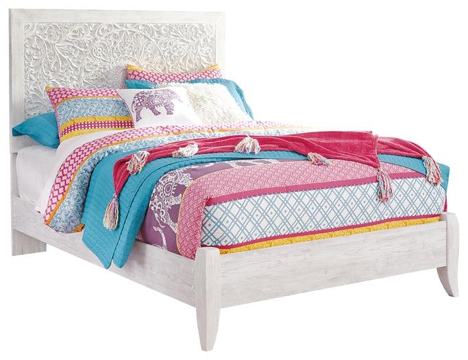 Paxberry Panel Bed