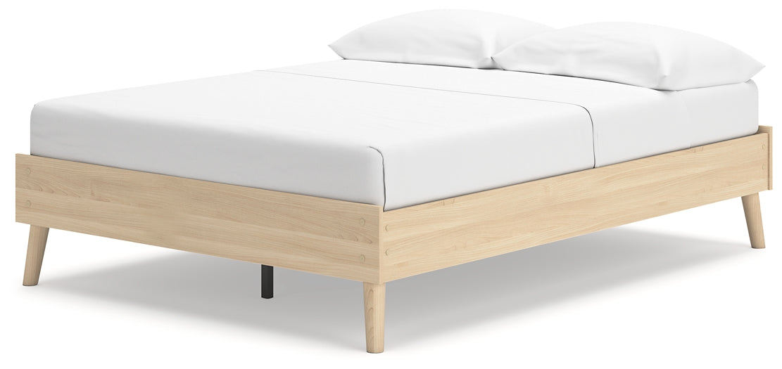 Cabinella Queen Platform Bed