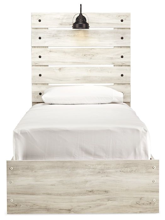 Cambeck Twin Panel Bed with Mirrored Dresser and Nightstand